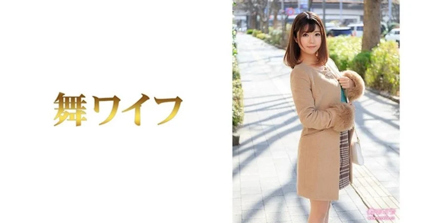 HUNTB-616 「鍵失くしちゃったからおじさんの部屋入れて！」隣に住む鍵っ子姉妹とまさかの神3P！お隣さんは